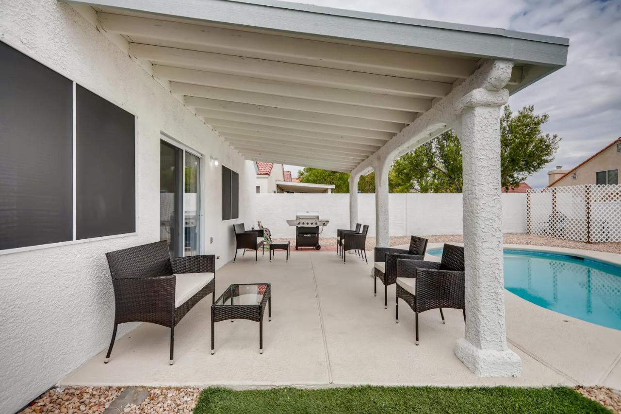 Luxurious House With A Pool, Spa, And Patio, Sleeps 6 Comfortably Las Vegas Exteriör bild
